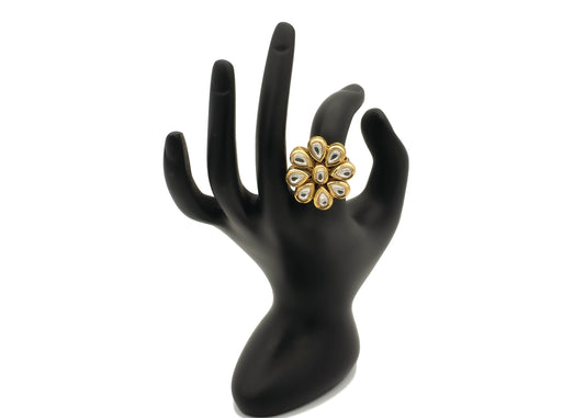 Shining Diva Kundan Ring