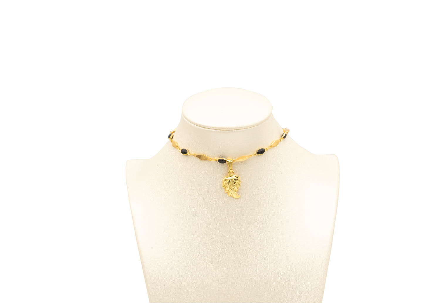 Petal 1Gm Gold Pendant