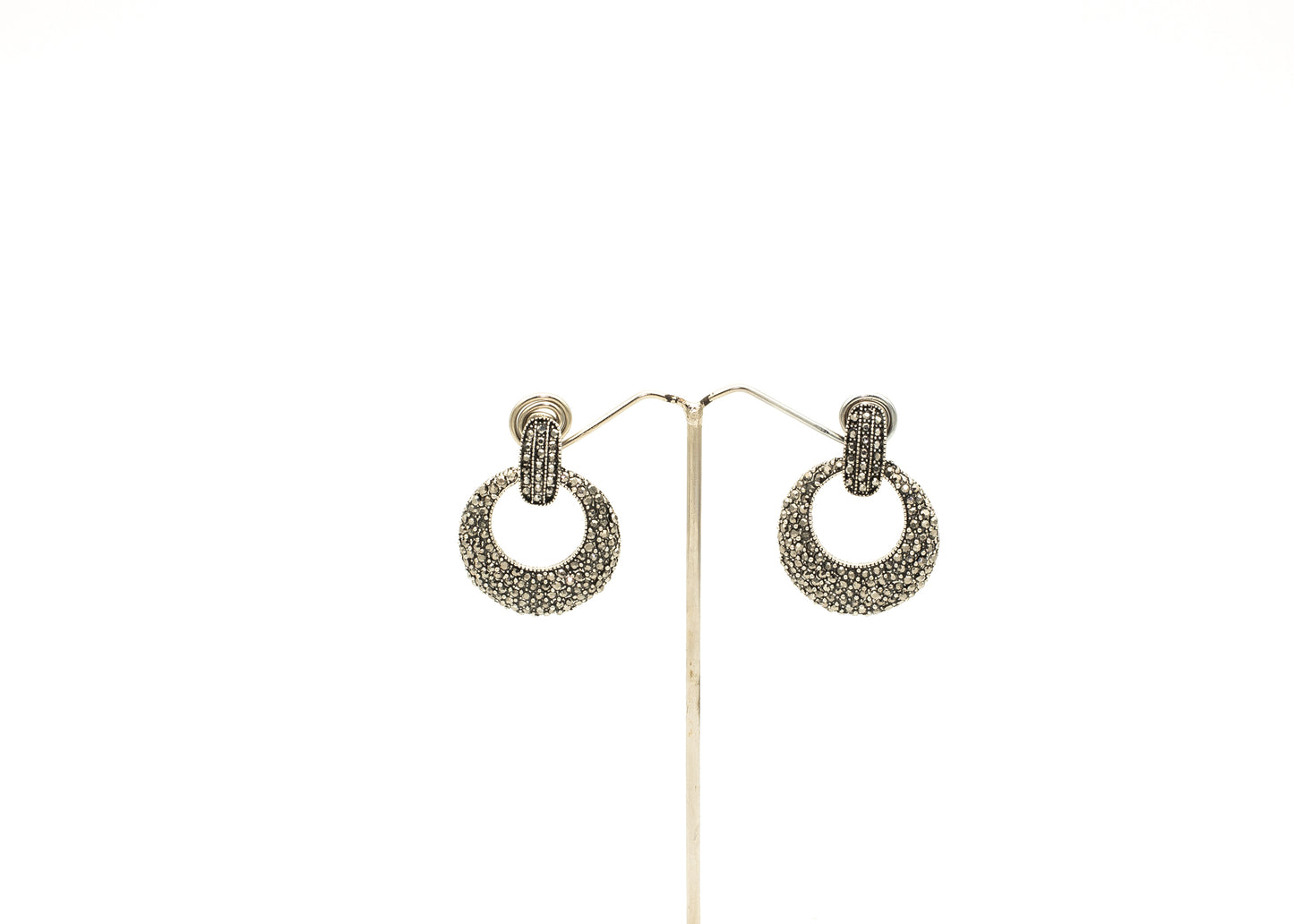 Dazzling Dangle