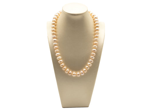 Zahida pearl Neacklace