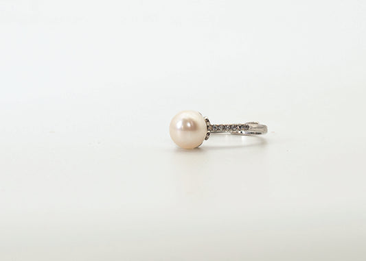 Senorita Pearl ring