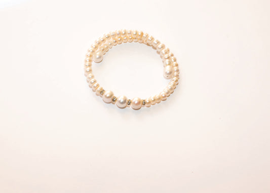 White Pearl Bracelet (Silver Glitter)