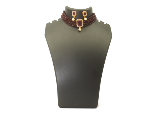 Maroon Choker