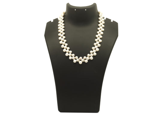 Alternate Arranged Pure Pearl Necklace