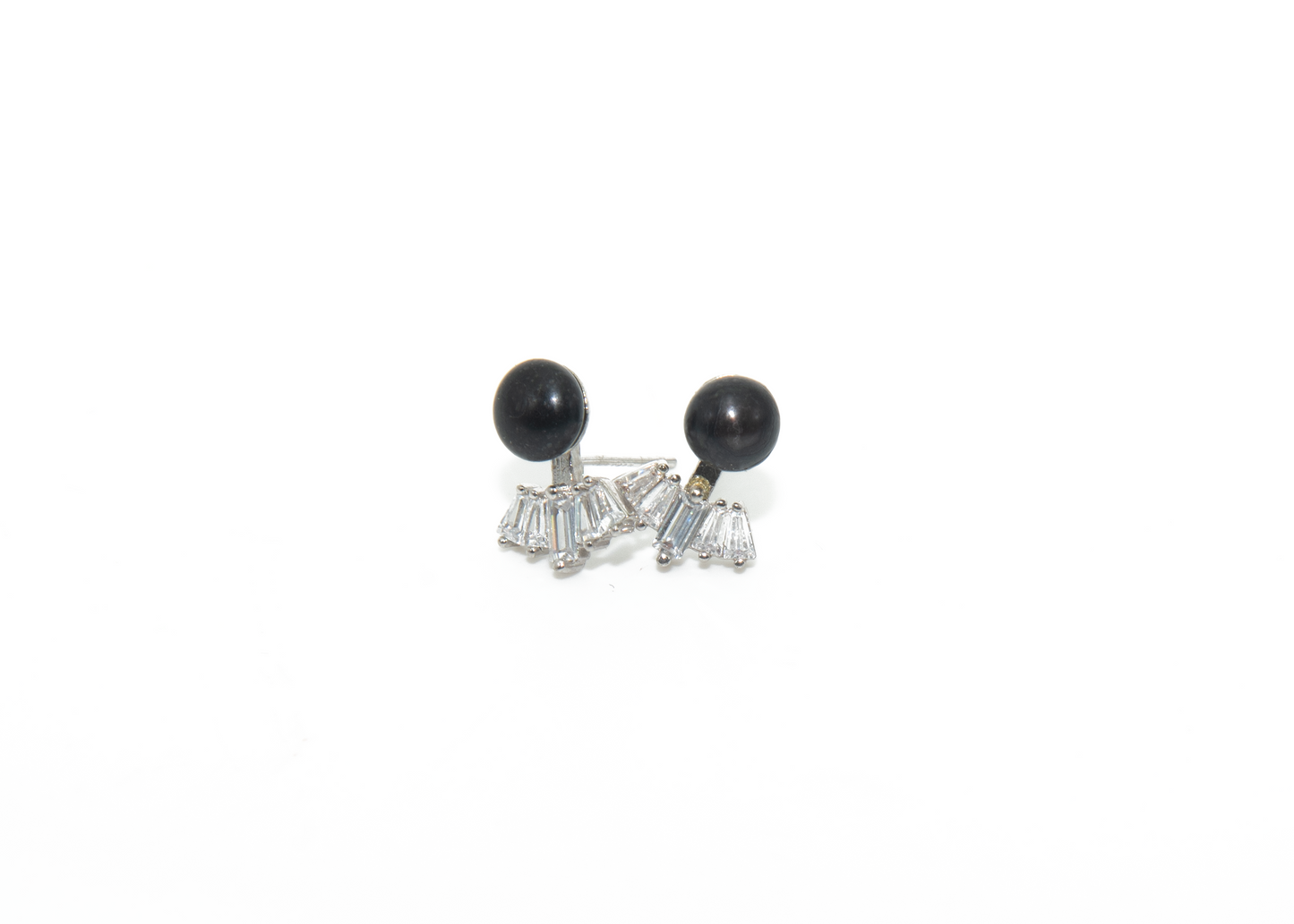 Black Pearl Earring